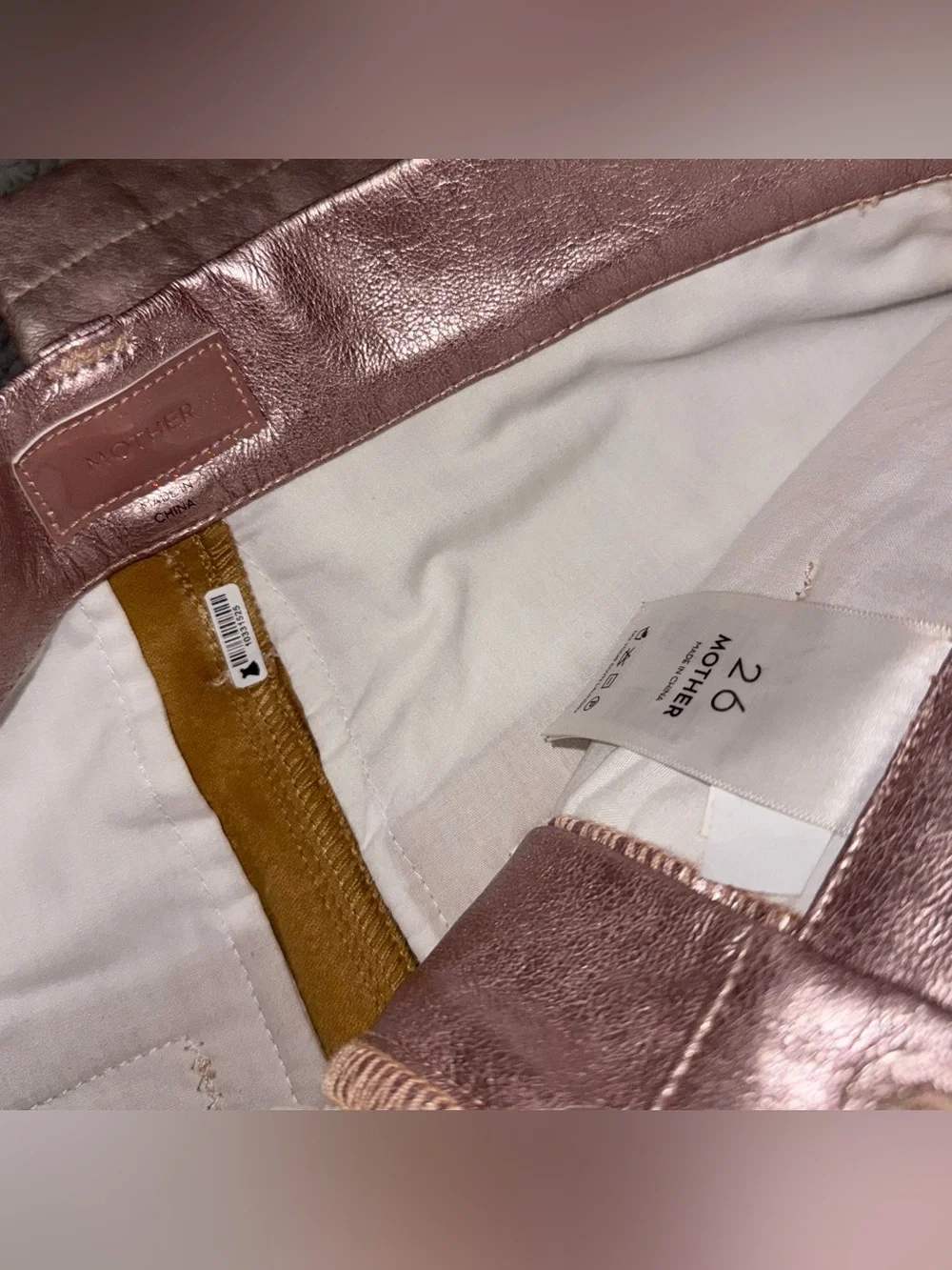 MOTHER PLEATED STARLET SNEAK PANTS IN PINKY SWEAR - Picture 4 of 11